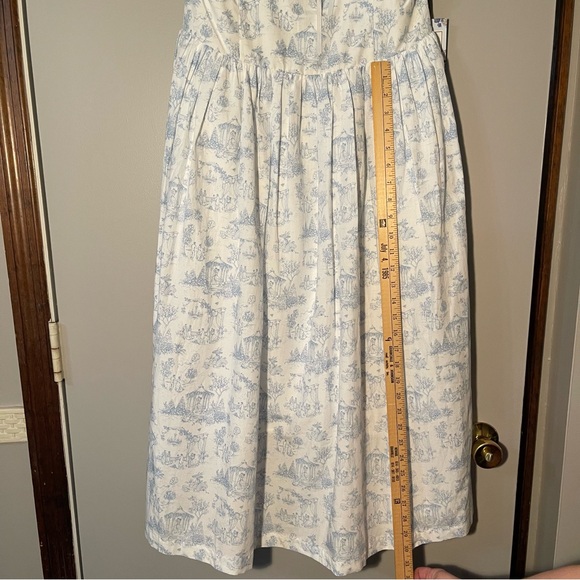 Celebrity Pink Bridgerton Blue and White Midi Dress NWT Lg - Picture 9 of 16